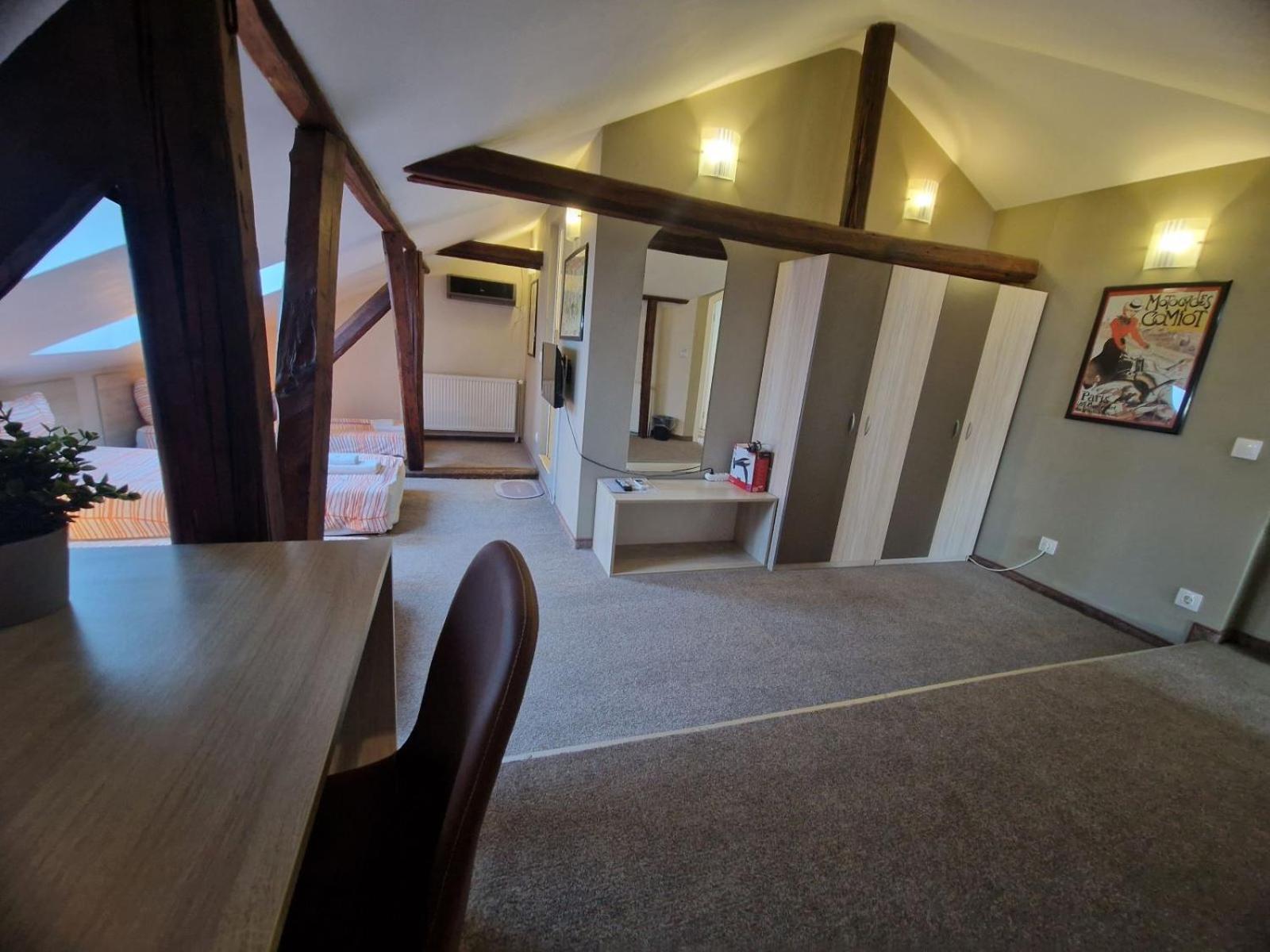 La Maison Ruse Extérieur photo